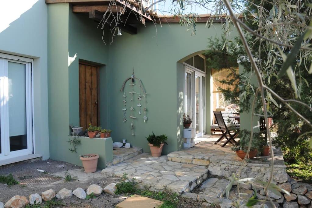 Ferienwohnung Melolia Estate Thebes Exterior foto